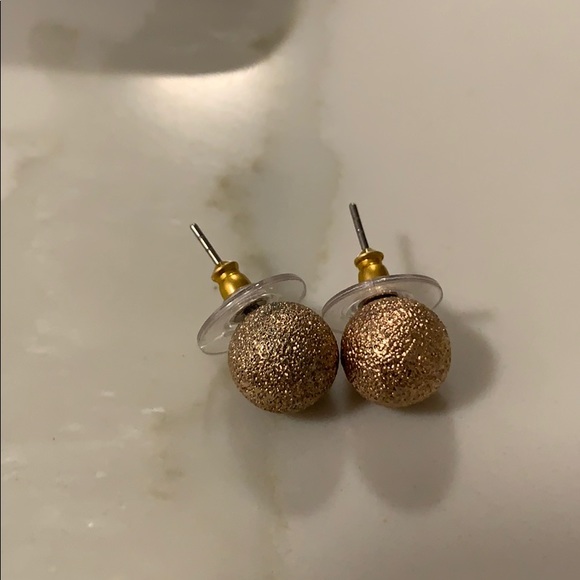 Set of 3 pairs of earrings - Picture 2 of 4